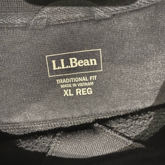 L.L. Bean Black Sweatshirt - Picture 3 of 3